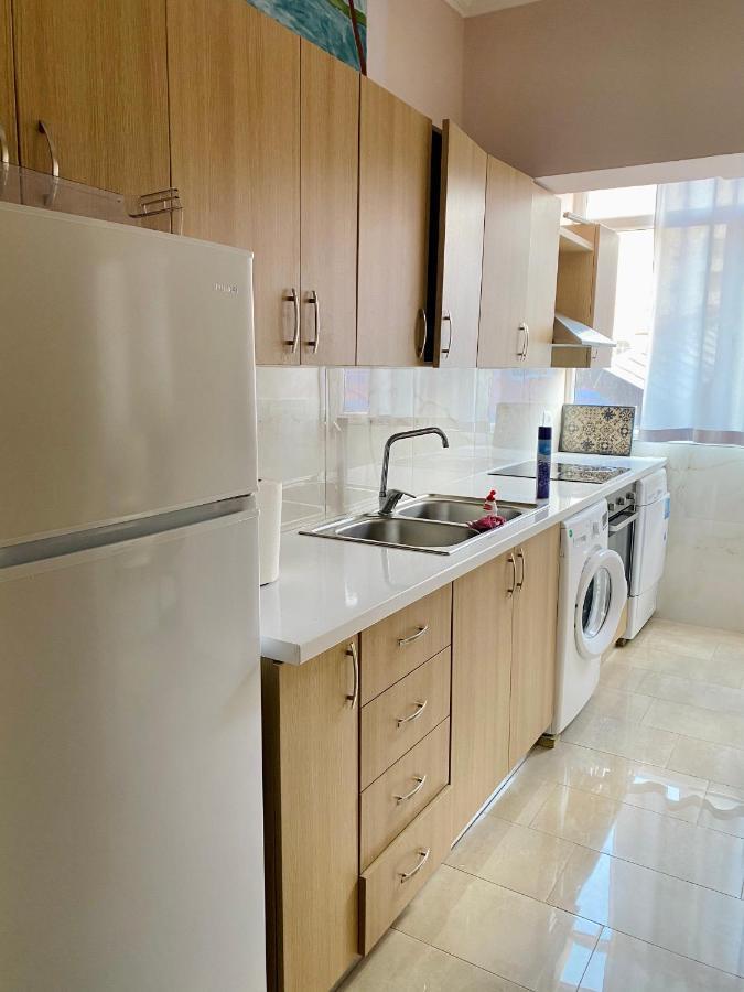 Ultra Apartments 'New Baazar 2' 티라나 외부 사진